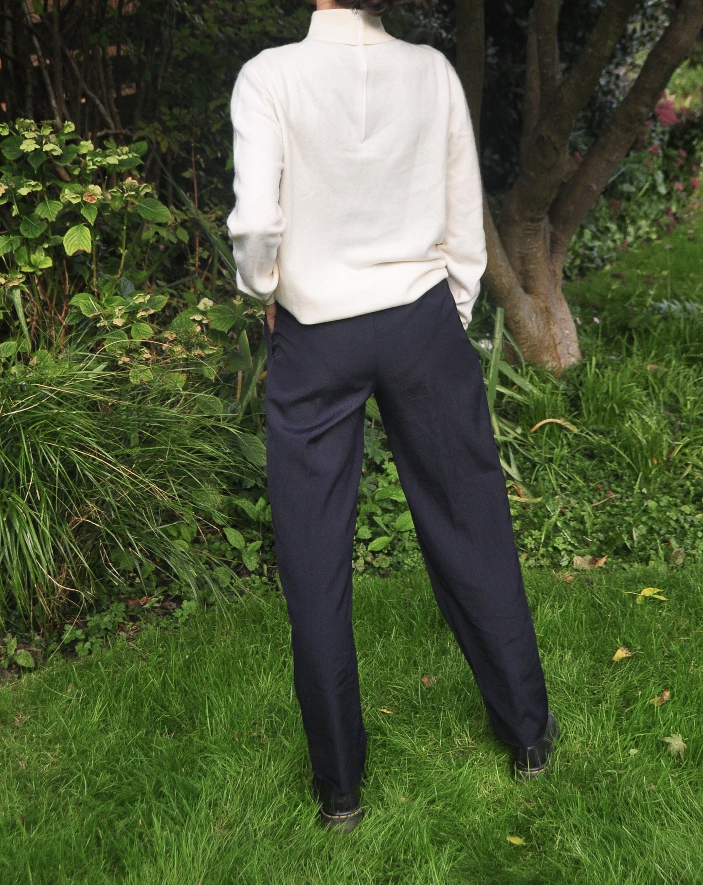 Vintage Jaeger Cashmere High Neck Jumper Size 8-12