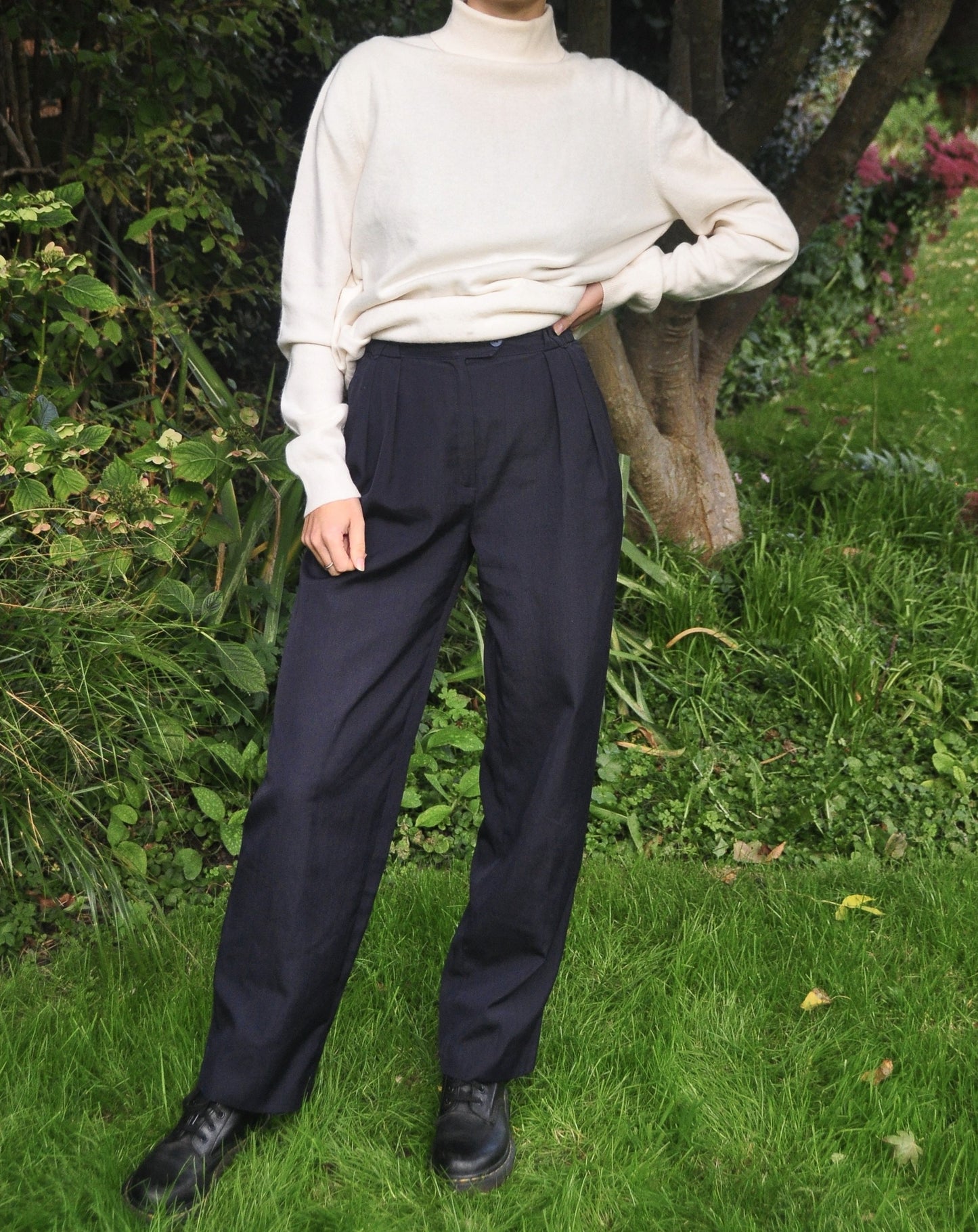 Vintage Jaeger Cashmere High Neck Jumper Size 8-12