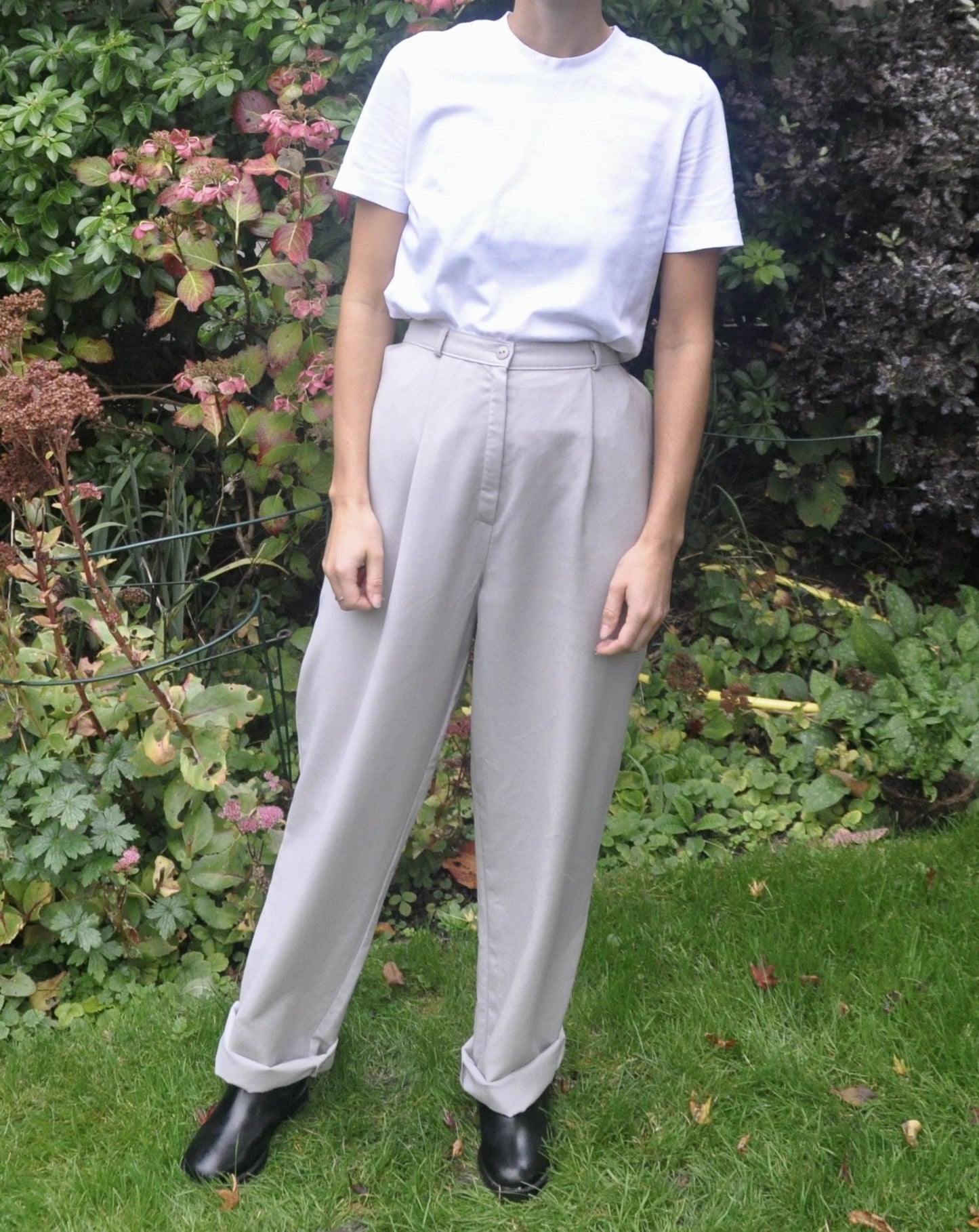 Vintage Wool Straight Leg Light Grey Trousers Size Size 12