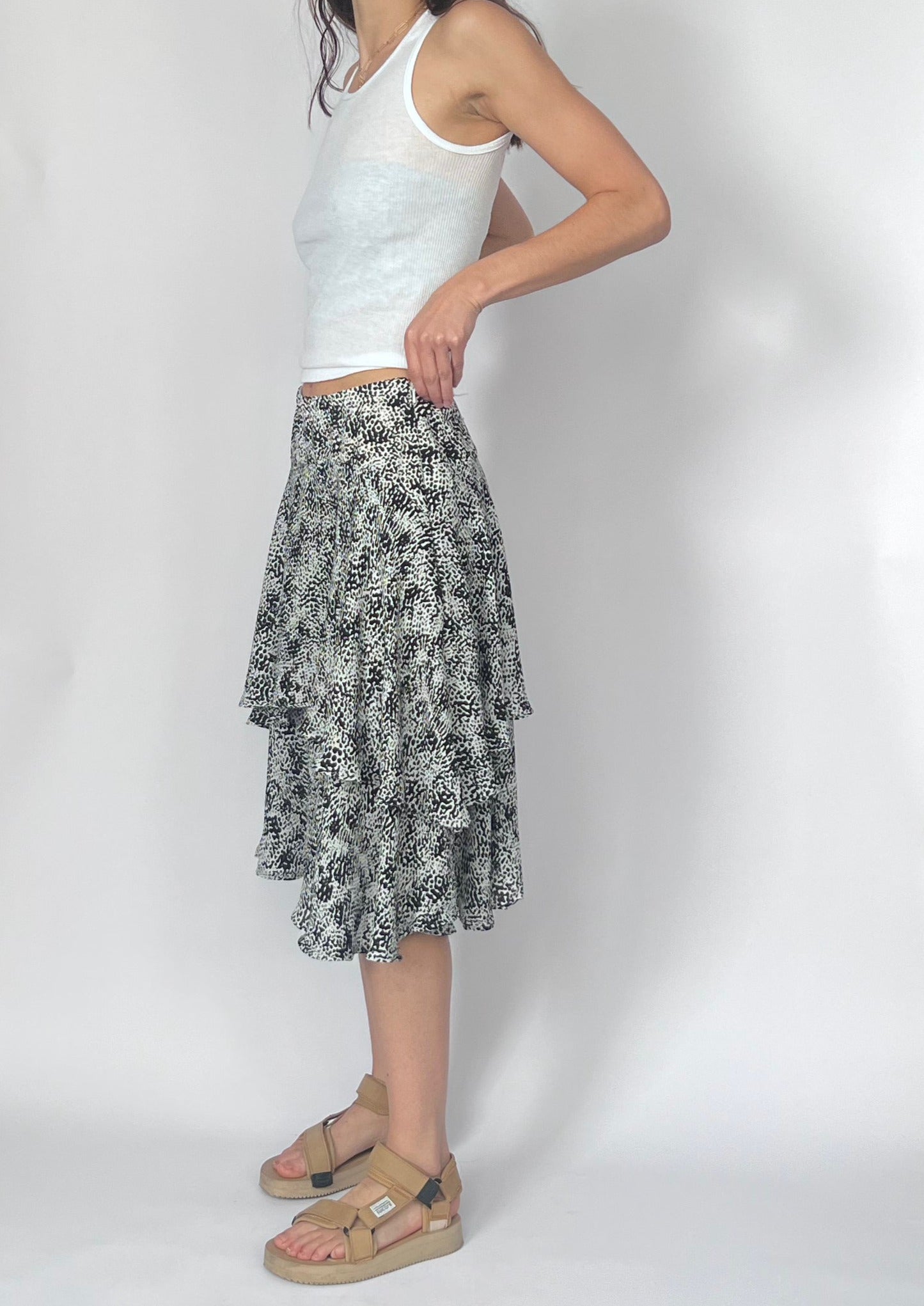 90s Low Waist Tiered Skirt XS/S W'26"