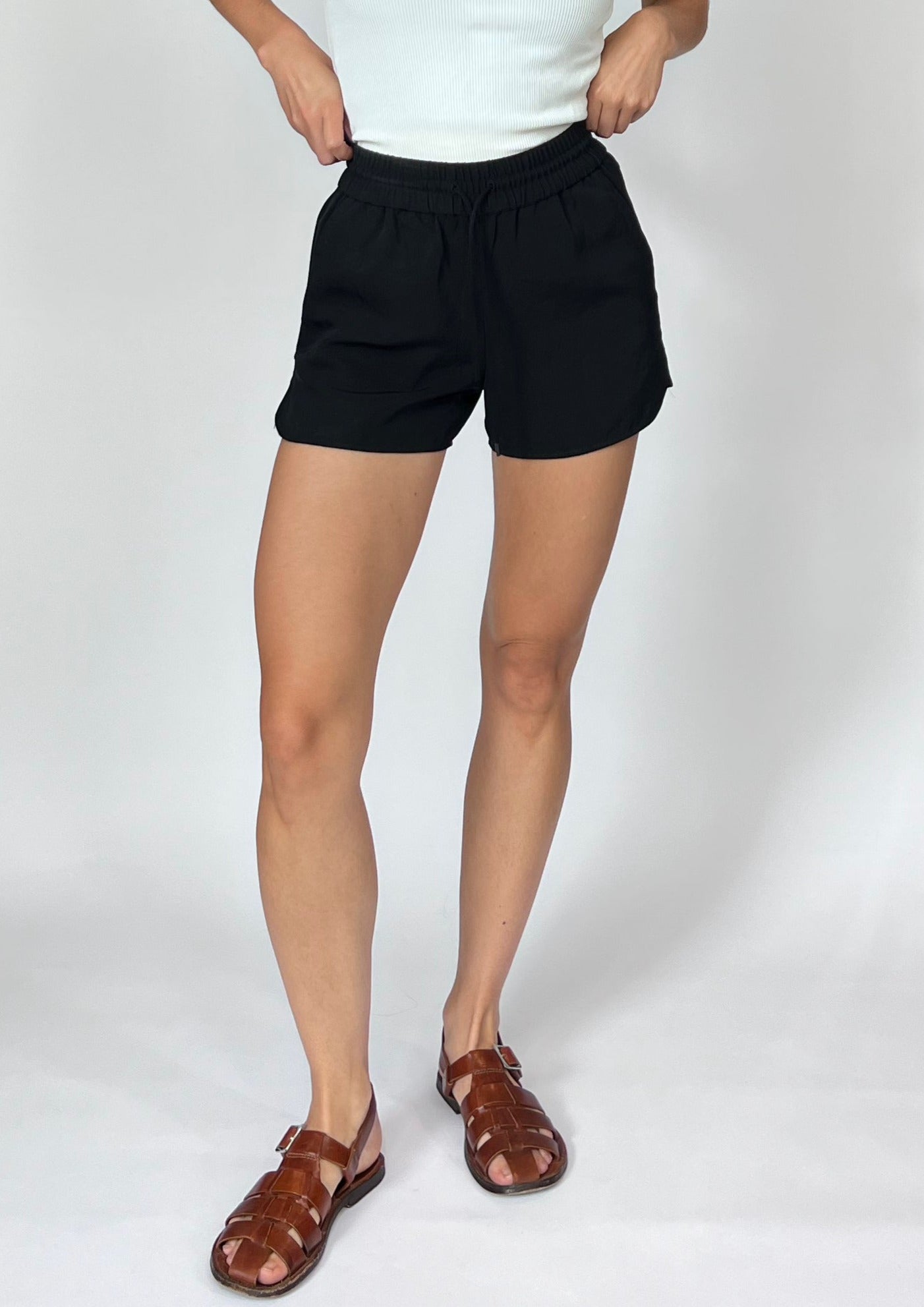 00's Black Shorts XXS/XS