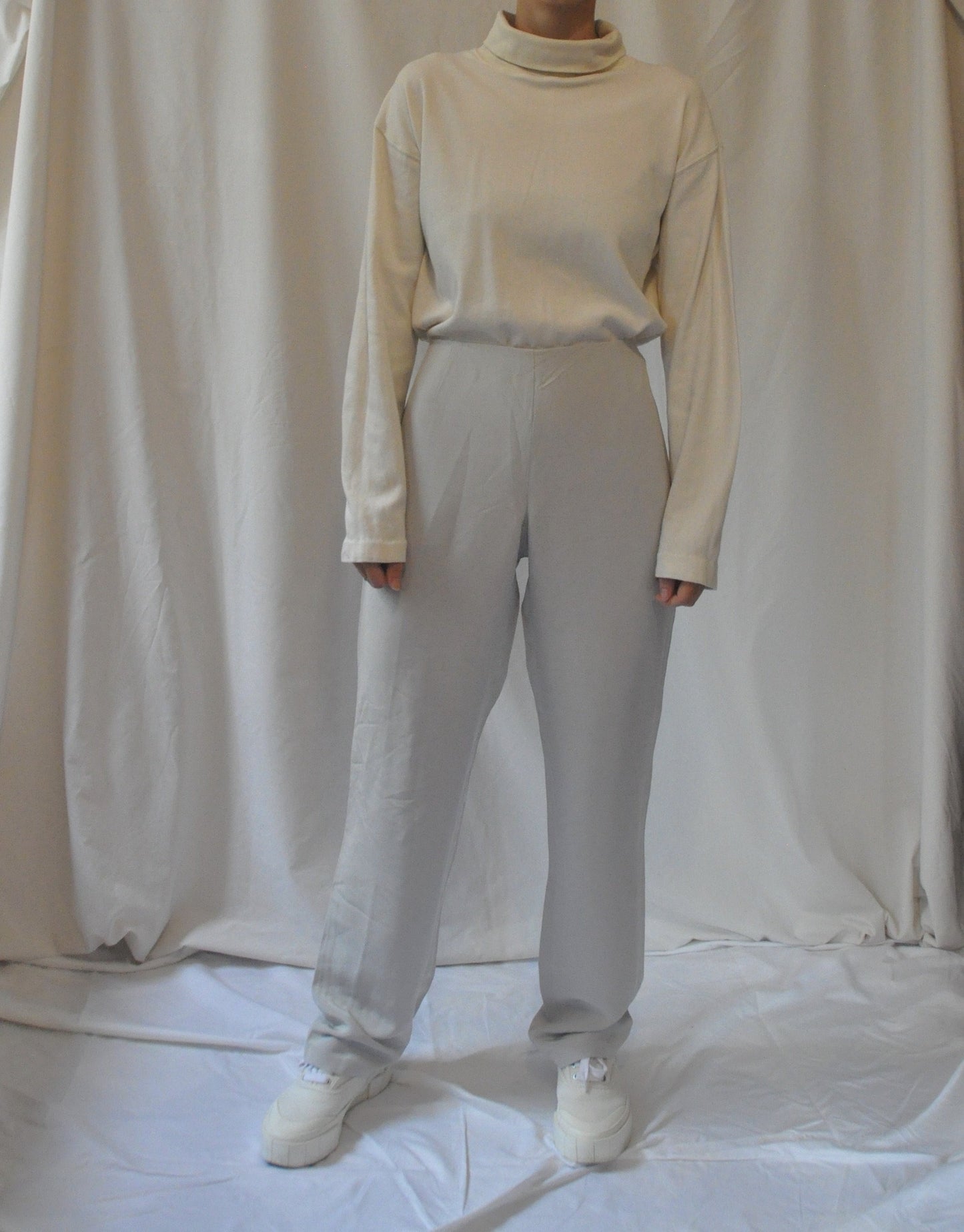 Vintage High Waisted Light Grey Silk Trousers Size 8-10