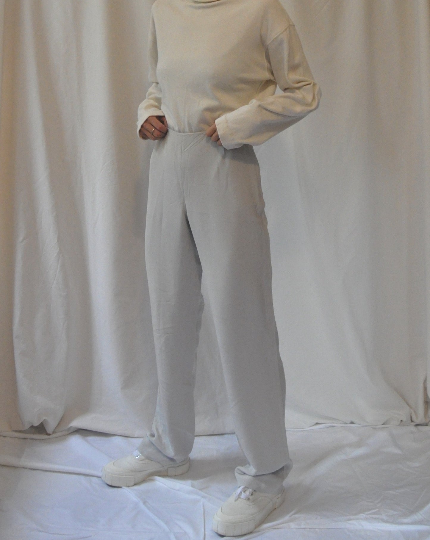 Vintage High Waisted Light Grey Silk Trousers Size 8-10