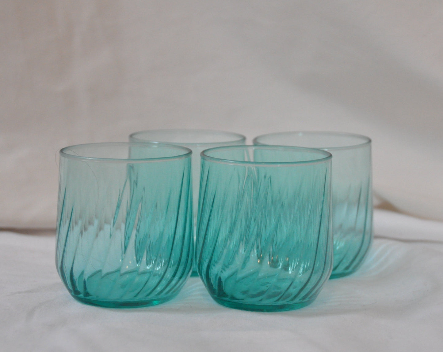 Set of 4 Vintage Aquamarine Blue Swirl Glasses