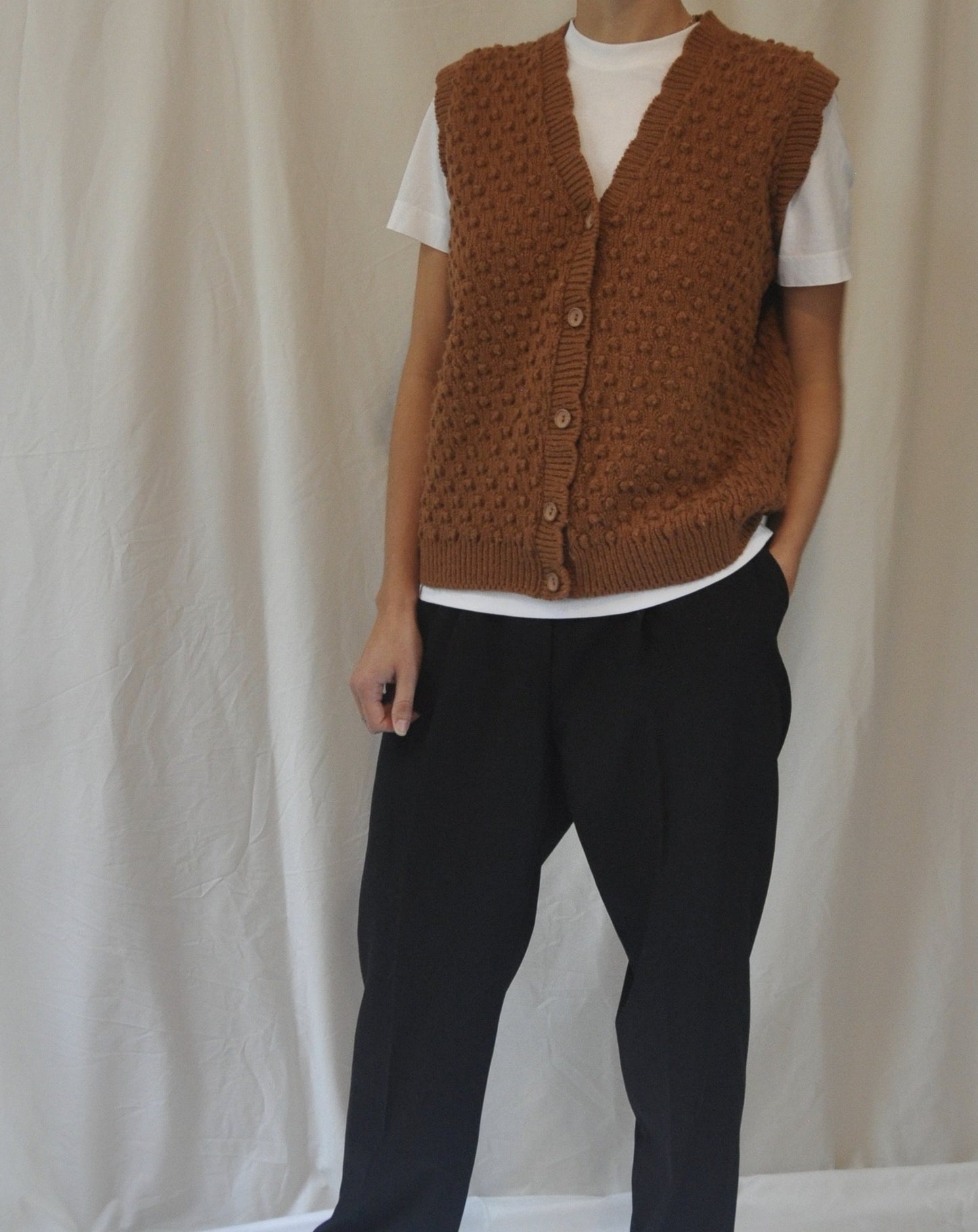 Vintage Rust/Brown Knitted Vest/Sleeveless Jumper Size 10-12