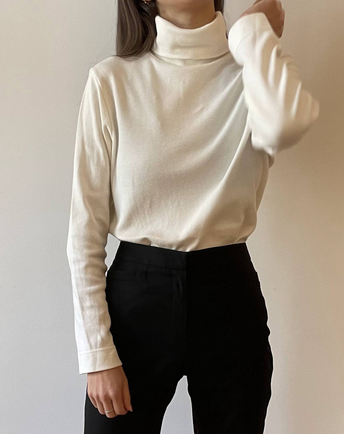 Essential Preloved Cream Cotton Long Sleeved Roll Neck Top Size 8-10