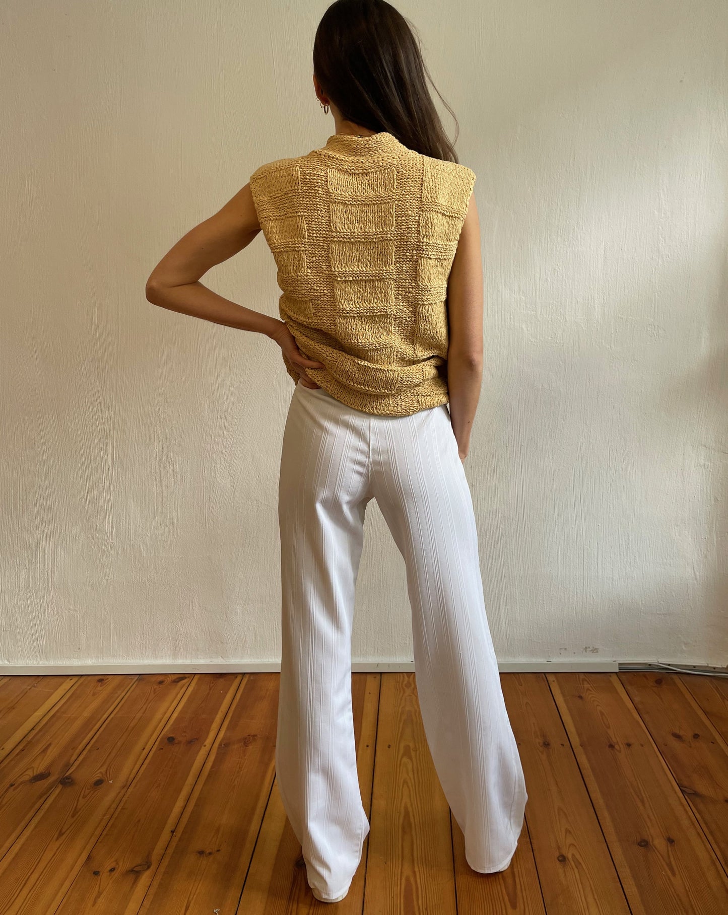 Vintage Hand Knitted Beige Yellow Sleeveless Jumper Vest Size S-M