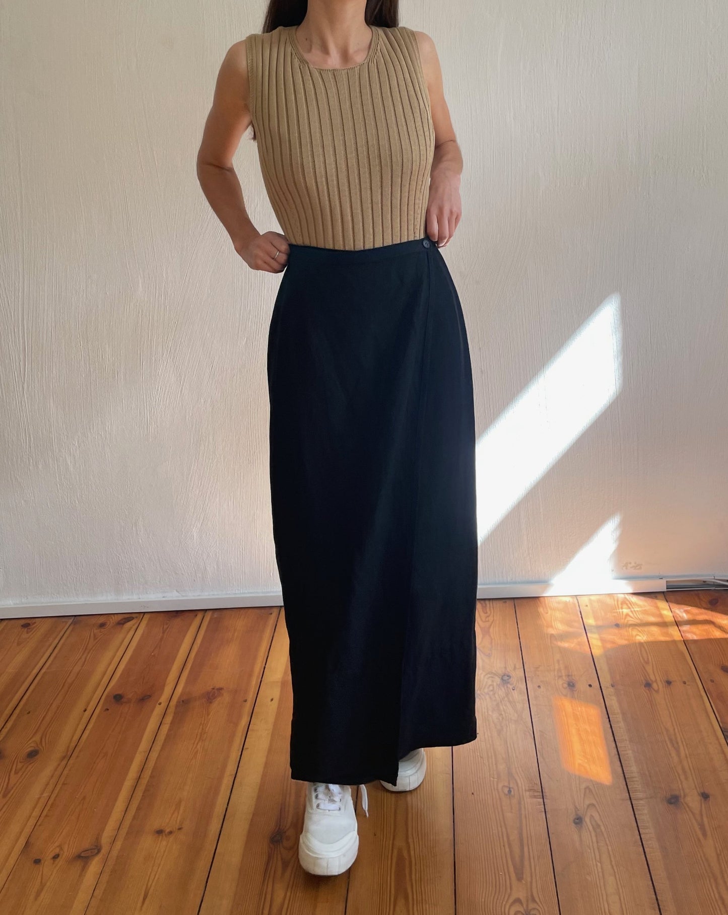 Vintage Black Linen Wrap Skirt Size XS-S Waist 25"