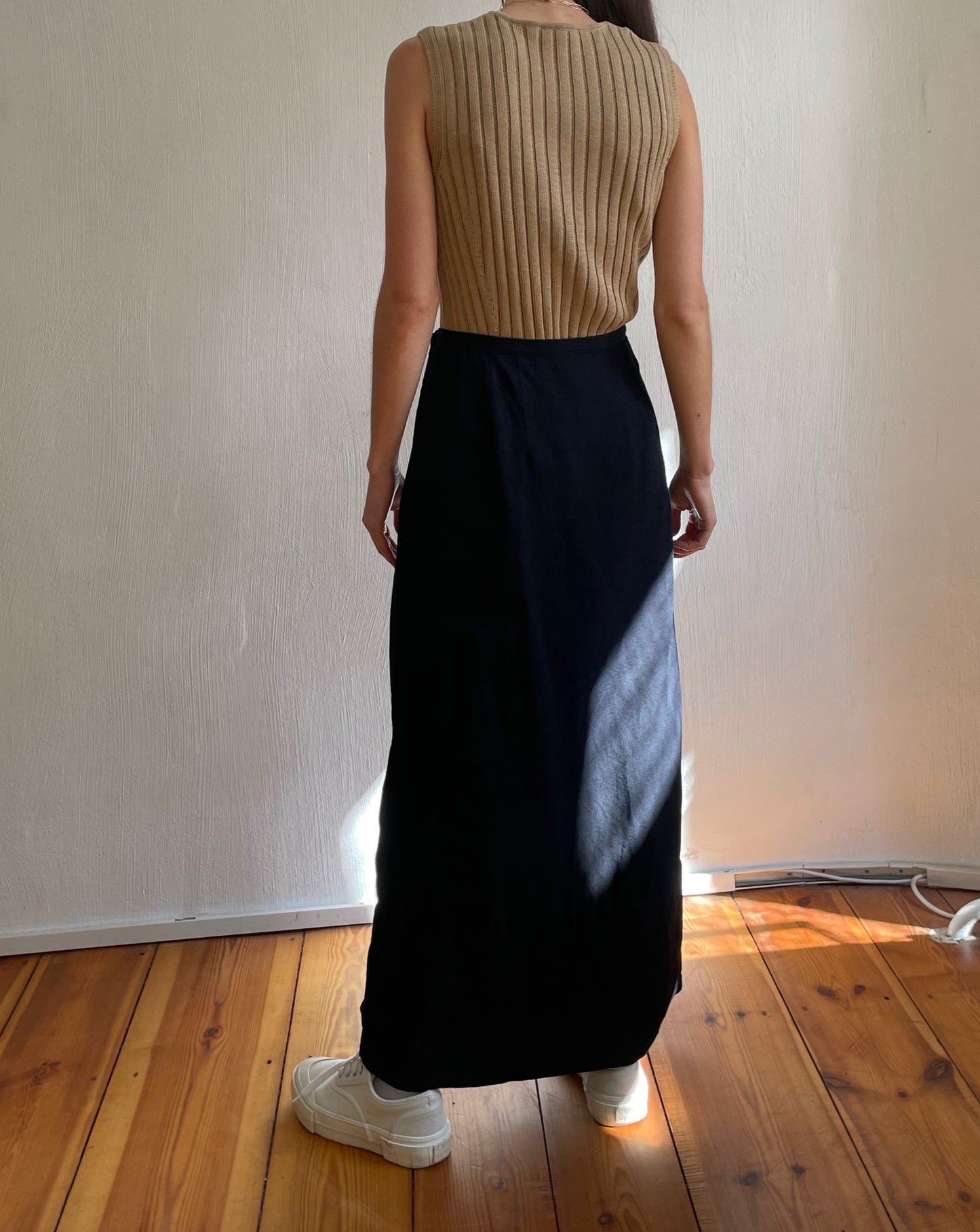 Vintage Black Linen Wrap Skirt Size XS-S Waist 25"