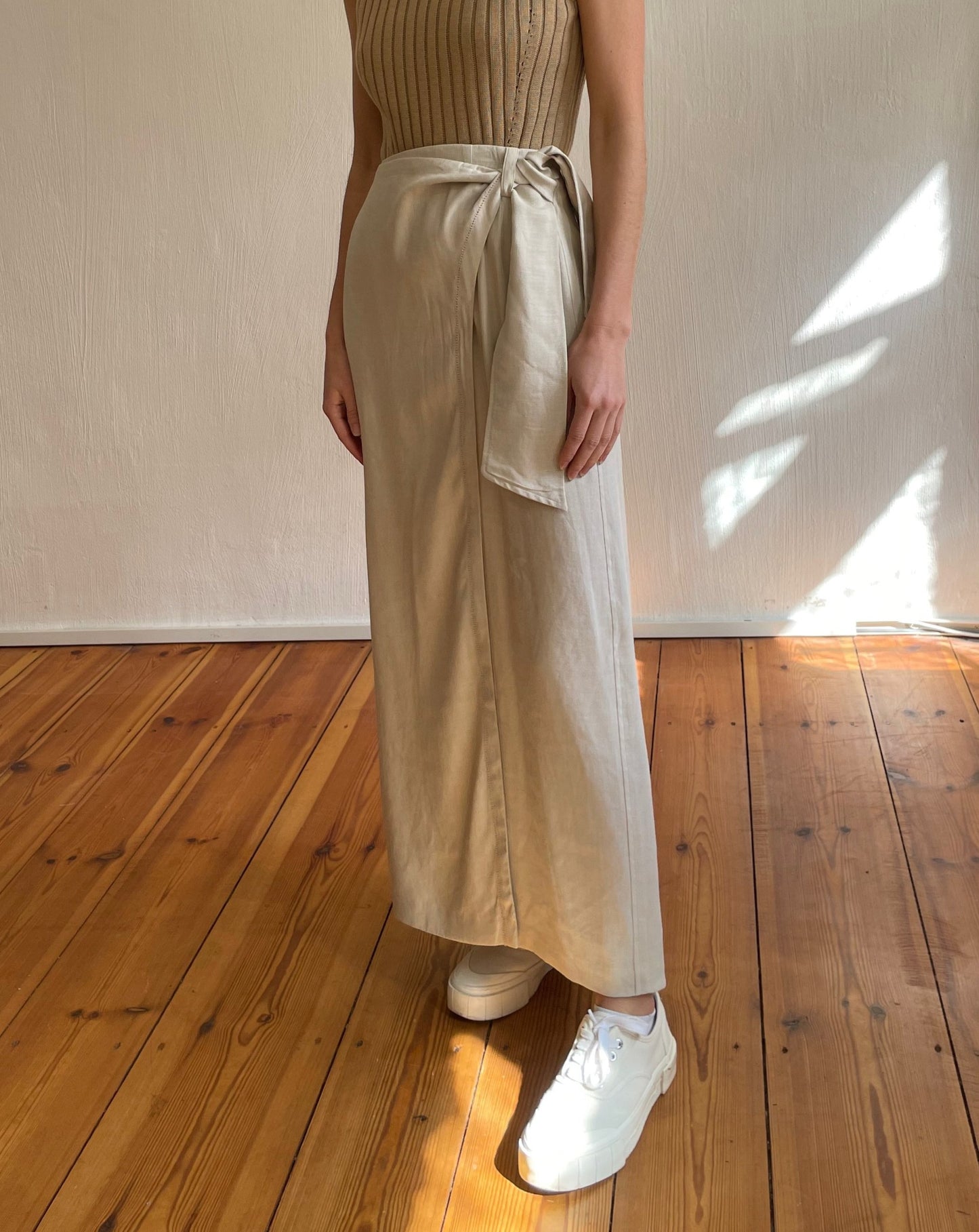 Vintage Cream Wrap Maxi Skirt Size S-M Waist 29"