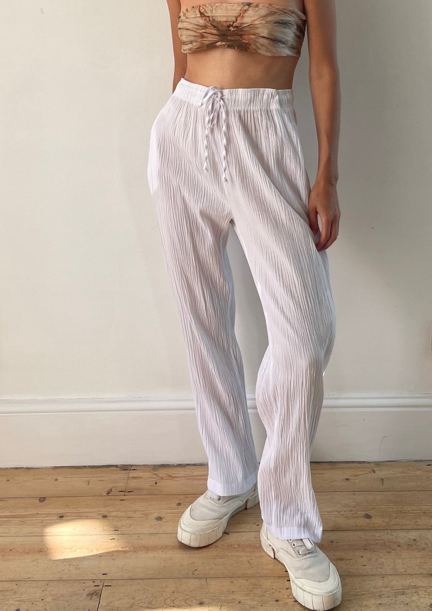 White Pleated Summer Trousers Size S-M