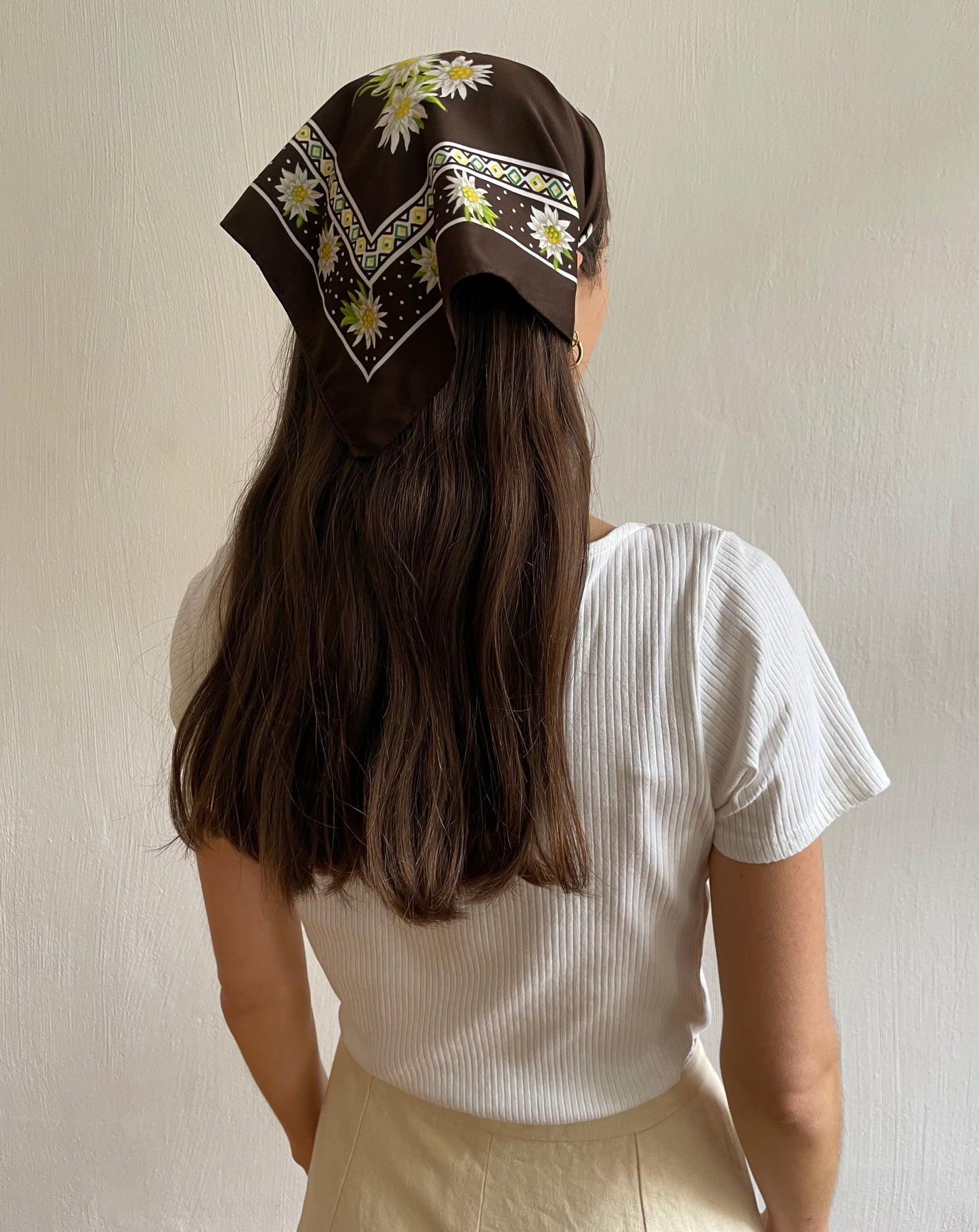 Vintage Daisy Neutral Head Scarf