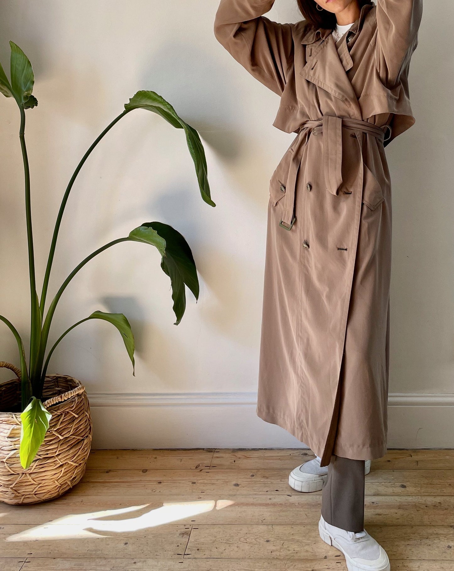 Vintage 1990s Light Khaki Trench Coat Sized M-L