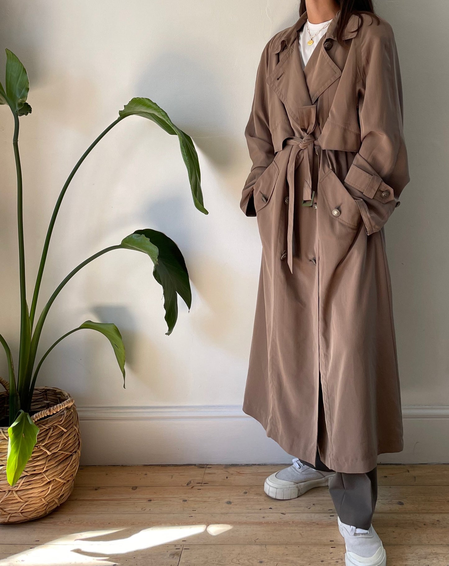 Vintage 1990s Light Khaki Trench Coat Sized M-L