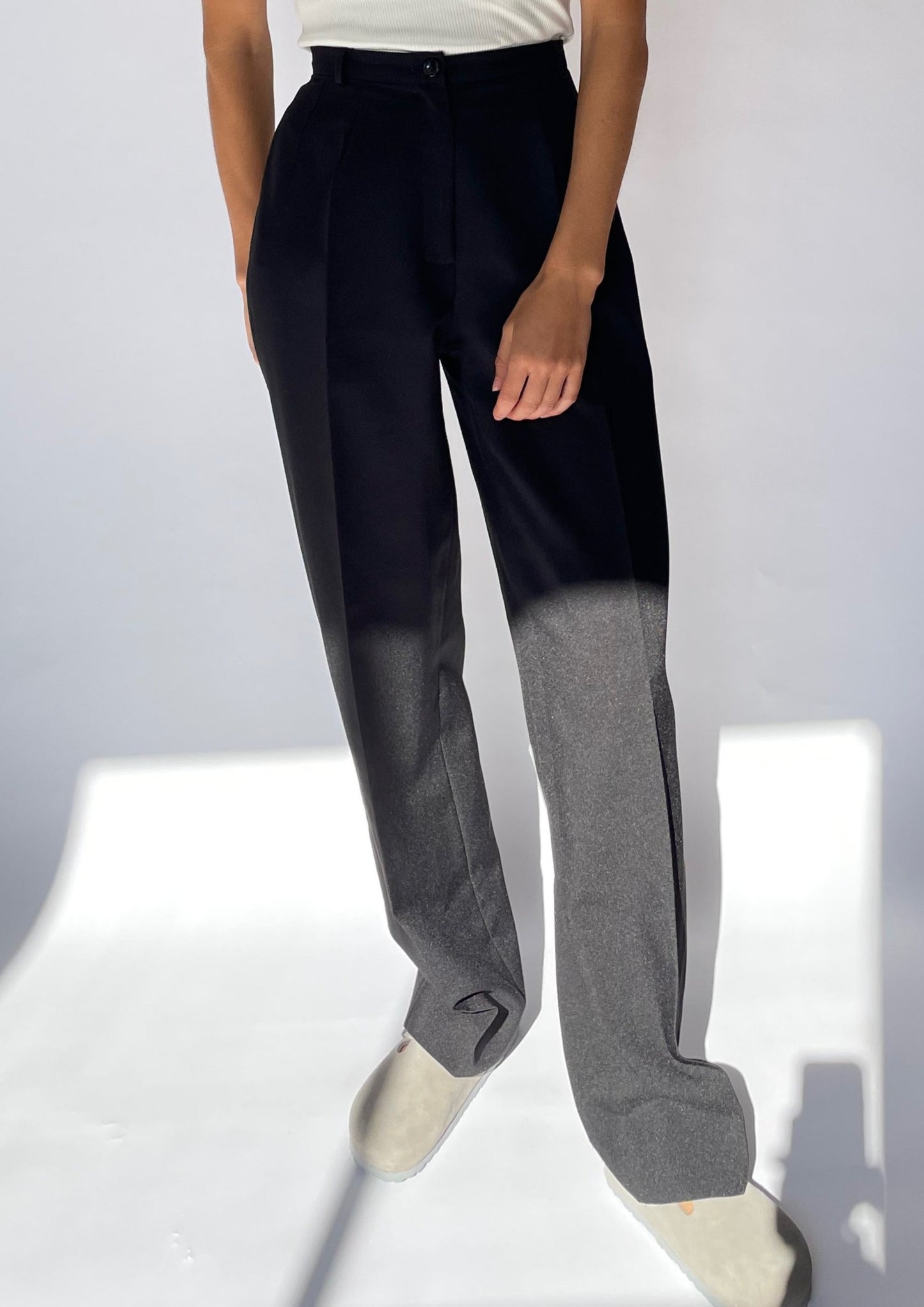 1990s Relaxed Tailored Trousers S/M W'28"