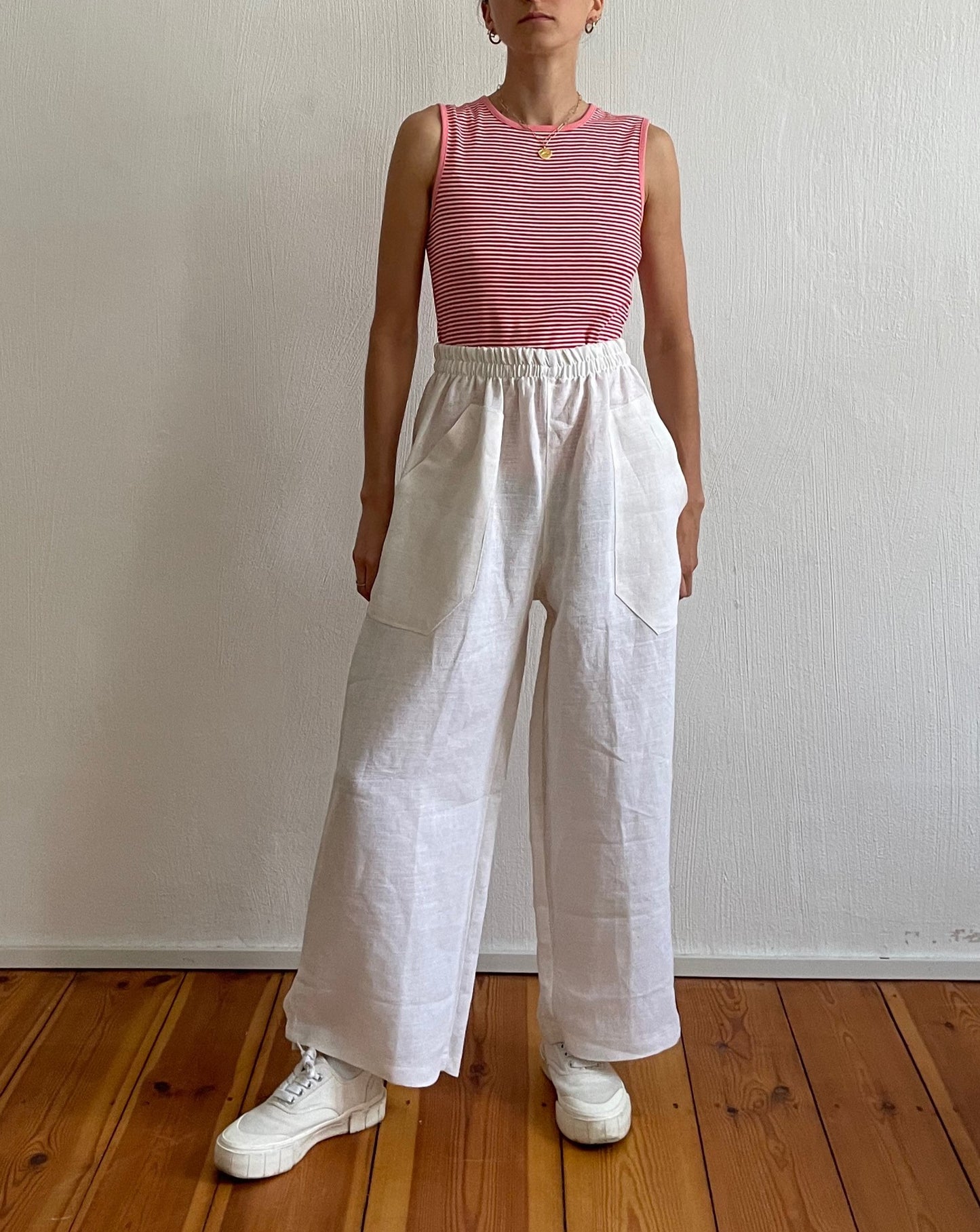 Vintage White Italian Linen Trousers Size XS-M