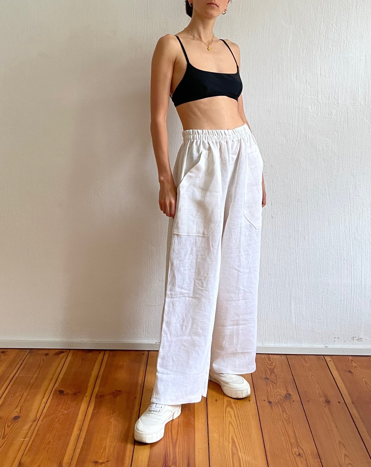 Vintage White Italian Linen Trousers Size XS-M